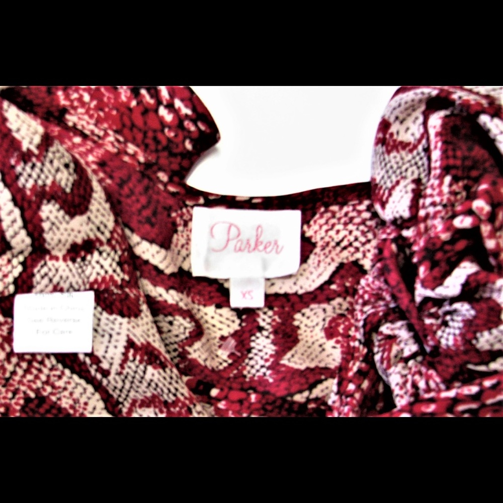 Gorgeous Parker 100% silk crocodile mini dress! - Picture 7 of 7